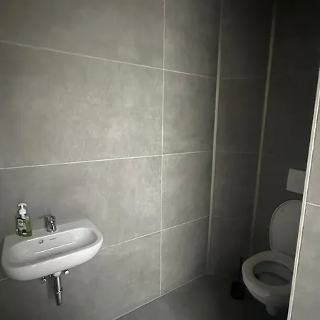 Appartement Grosses ,helles & Stillvolles Im Herzen Von *