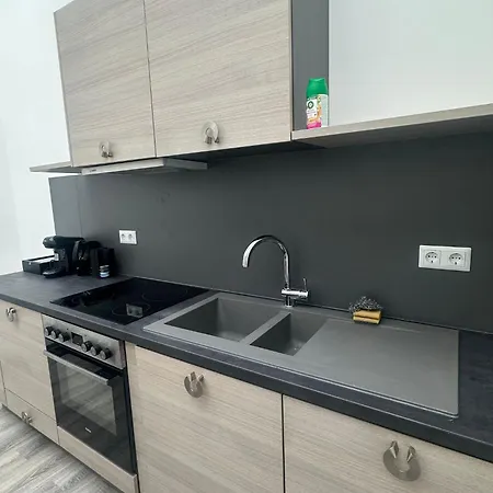 Appartement Grosses ,helles & Stillvolles Im Herzen Von