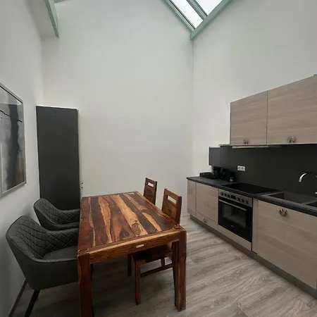 Grosses ,helles & Stillvolles Im Herzen Von