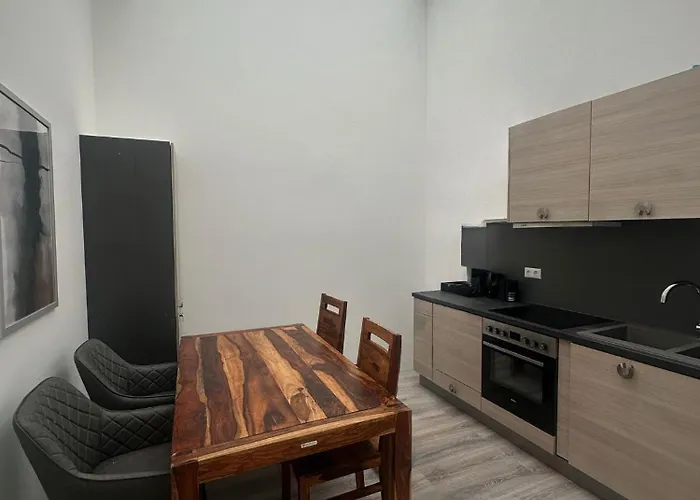 Grosses ,helles & Stillvolles Im Herzen Von